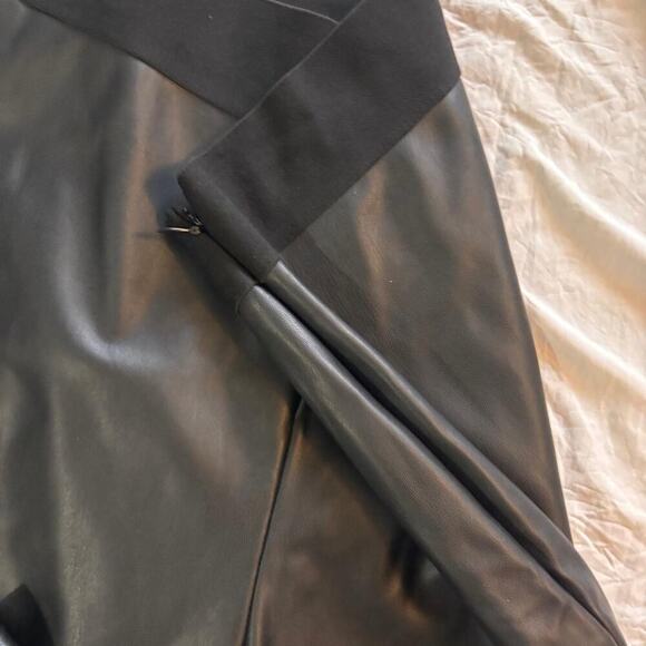 DKNY Pleather Spandex Pants Elastic Waist Side Zip Closure Punk - Picture 4 of 6